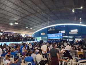 Primera jugarreta de Efraín: Interminable votación para elegir a un secretario de la convención - ADN Digital