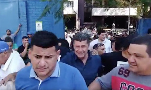 Incidentes en la convención del PLRA durante la llegada de Efraín Alegre | OnLivePy