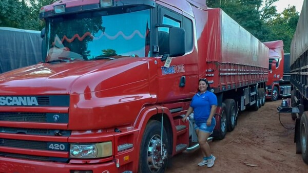 Conductoras coronarán a la “Miss Camionera”