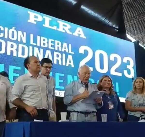 Convención liberal destituye a Alegre y asume Hugo Fleitas - ADN Digital
