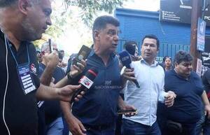 "Jabón nde pyre" le dijeron a Efraín en convención chovy