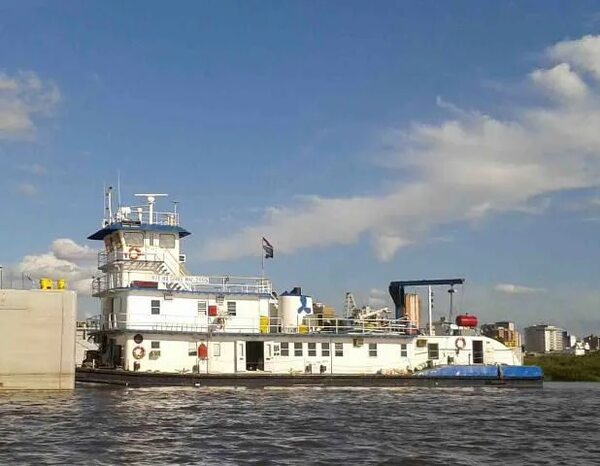 Navieros alegan inconstitucionalidad argentina del peaje en la hidrovía - Nacionales - ABC Color