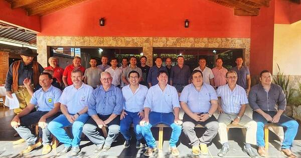 La Nación / Futuros gobernadores se reúnen para abordar construcción de la Ruta de la Integración