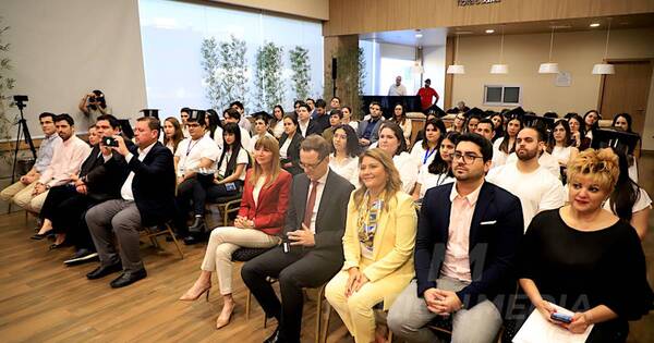 La Nación / Nestlé celebra el egreso de primeros jóvenes duales
