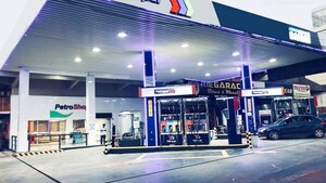 Precio internacional del combustible pone en riesgo la promesa de Peña