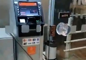 Intentan robar cajero automático de Supermercado de Lambaré
