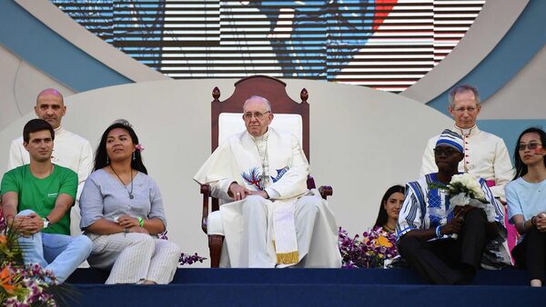 Francisco convocó a los jóvenes a "cambiar el mundo" al cerrar la JMJ de Portugal - .::Agencia IP::.