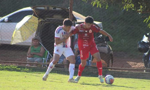 Sobre el final del partido, se le escapó el triunfo a Ovetense FC - OviedoPress