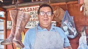 Oficio que persiste en el tiempo: “Ser zapatero requiere de paciencia y buen corazón. Es un arte”