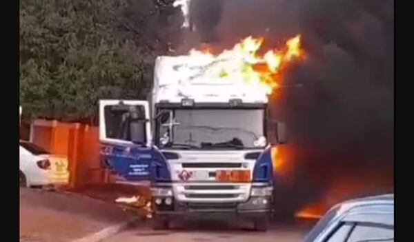 Diario HOY | Explosión en Villa Elisa: vecinos advierten que no será la última vez