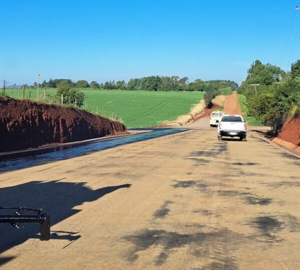 Tramo Campichuelo -ruta PY06 ya luce sus primeros kilómetros de asfaltado