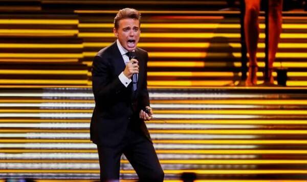 ¡Luis Miguel viene a cantar a Paraguay!