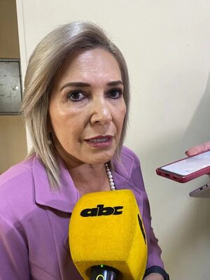 Destitución de Efraín Alegre: ¿Por qué le preocupa tanto Horacio Cartes?, pregunta Hermelinda Alvarenga - Política - ABC Color