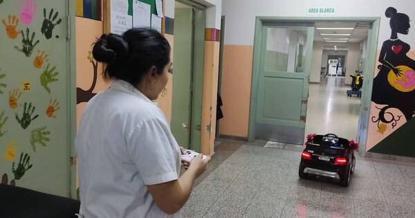 La Nación / Donaron autito para niños pacientes