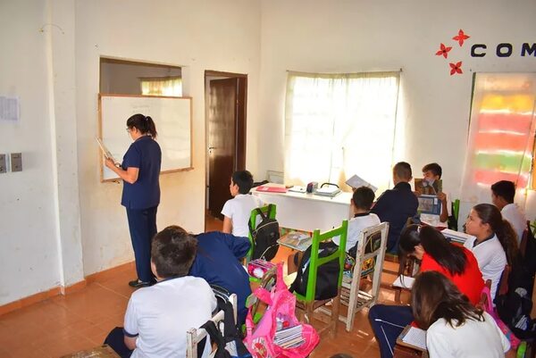 Proyecto que prohíbe “ideología de género” en escuelas es inconstitucional, dicen feministas - Política - ABC Color