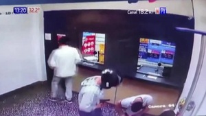 Luque: Asaltan a clientes de un local de cobranzas - Noticias Paraguay