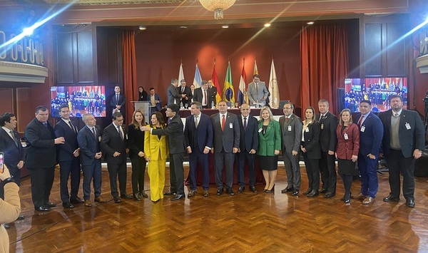 Delegación paraguaya asumió funciones en el Parlamento del Mercosur