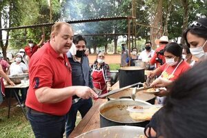 Detectan 16 irregularidades en almuerzo escolar proveído en gestión de Vaesken - ABC en el Este - ABC Color