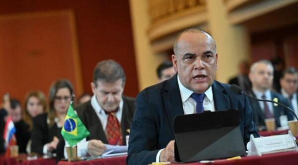 Bachi defiende la soberanía paraguaya ante parlamentarios del Mercosur, – Prensa 5