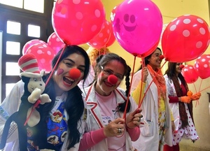 Realizan colecta de juguetes para niños hospitalizados
