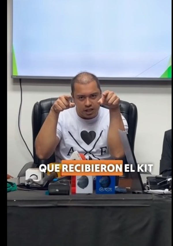 Desesperado, Prieto quiere obligar a movilizarse a familias que recibieron kit de alimentos en pandemia