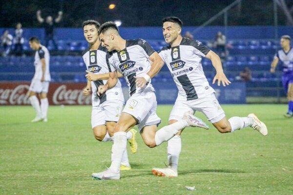 (VIDEO) Matías Almeida hizo un golazo y no macana