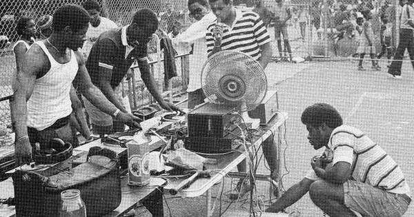 La Nación / El hip hop cumple 50 años