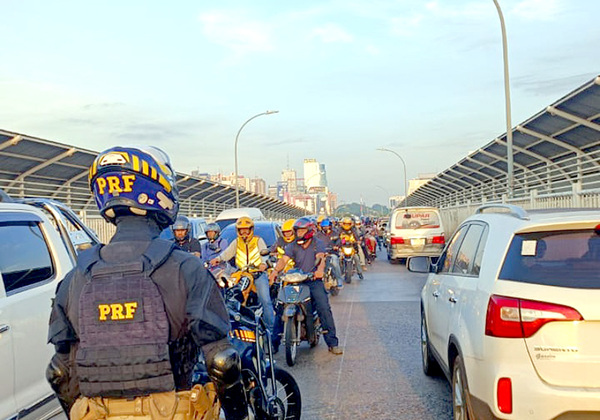 Refuerzan seguridad en los accesos al Puente de la Amistad, lado brasilero - La Clave