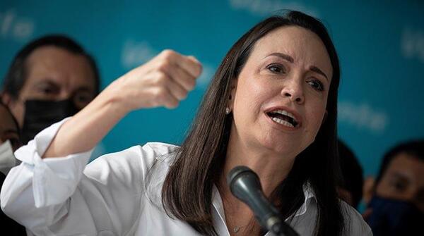 María Corina Machado denuncia el uso de la Fuerza Armada para la "persecución política"