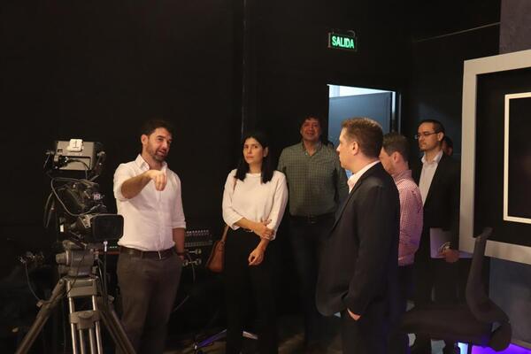 Proceso de transición avanza en Mitic con reunión y visita técnica de próximas autoridades - .::Agencia IP::.