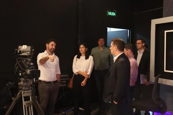 Proceso de transición avanza en Mitic con reunión y visita técnica de próximas autoridades - El Independiente