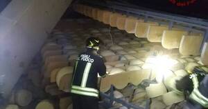 La Nación / Italiano muere aplastado por queso