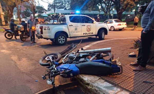 Padre e hijo heridos en accidente de motocicleta, esta mañana