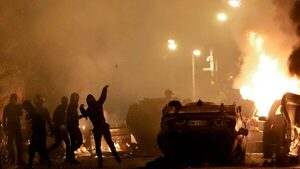 Cinco policías detenidos por la muerte de un joven en protestas por violencia policial en Francia - .::Agencia IP::.