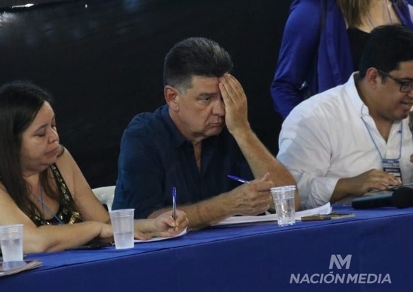 Diario HOY | "La convención ya dio su veredicto, Efraín dejó de ser presidente del PLRA"