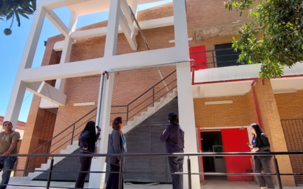 Salud inauguró su segundo laboratorio biotecnológico | 1000 Noticias