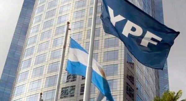 CAF otorga a YPF un cr茅dito por 375 millones de d贸lares - Revista PLUS
