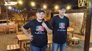 De juntar latitas pasó a ser ayudante de cocina