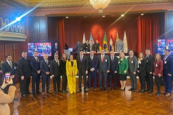 Hidrovía: Parlasurianos paraguayos rechazan al cobro del peaje de Argentina y abren debate en el pleno - MarketData