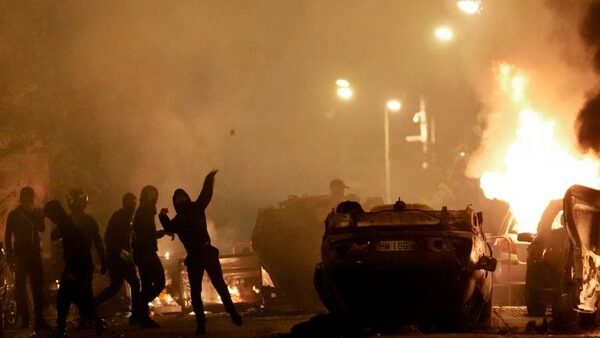 Protestas en Francia: cinco policías detenidos por la muerte de un joven - El Independiente