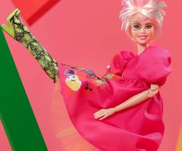 (GALERIA)Aparece la edición de “Barbie rarita”