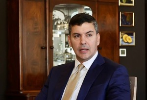 Nuevas designaciones en el gabinete de Santiago Peña - trece