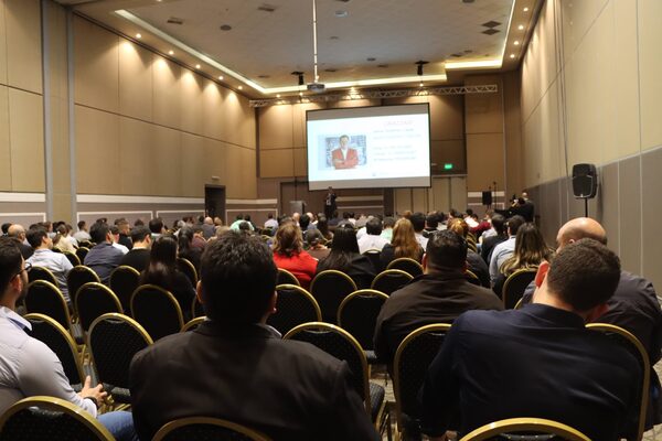 脡xito rotundo: el Protek Security Congress introdujo las 煤ltimas tendencias de seguridad a Paraguay - Revista PLUS