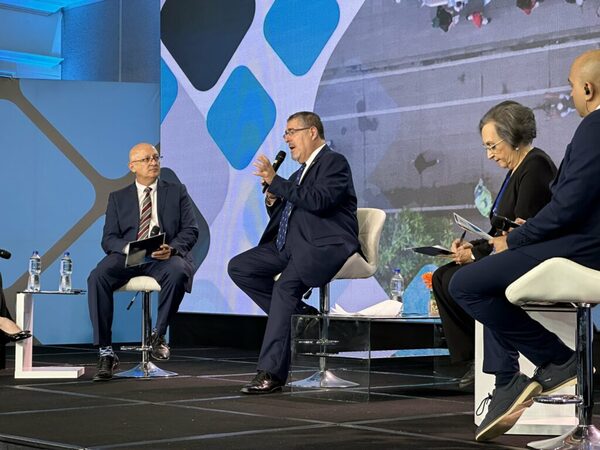 Guatemala: candidata a balotaje no acudió a debate televisado - ADN Digital