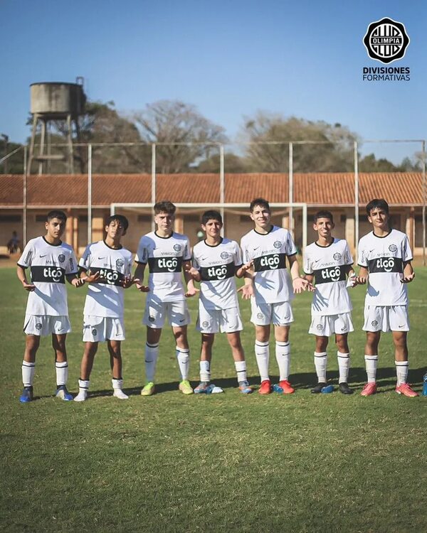 Olimpia goleó y se mantiene en la cima de la Sub 14 - Fútbol - ABC Color