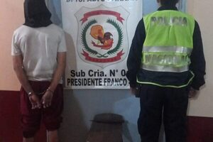 Detienen a sujeto y recuperan moto hurtada