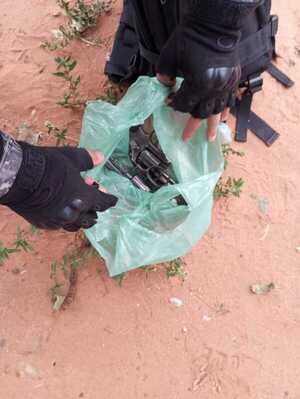 Policía aprehende a dos sospechosos de robo en Fernando | 1000 Noticias