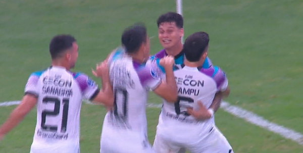 Versus / El "latigazo" de Matías Espinoza para igualar la serie ante Fortaleza