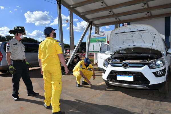 Diario HOY | Lanzan guía ante incidentes con vehículos eléctricos