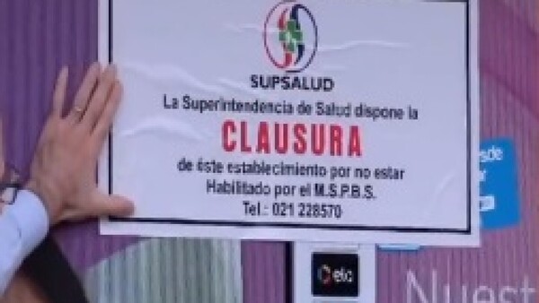 Salud clausura clínica médica en Capiatá